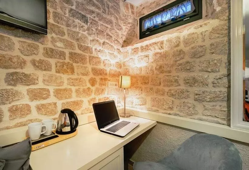 Majatalo Fenice Palace