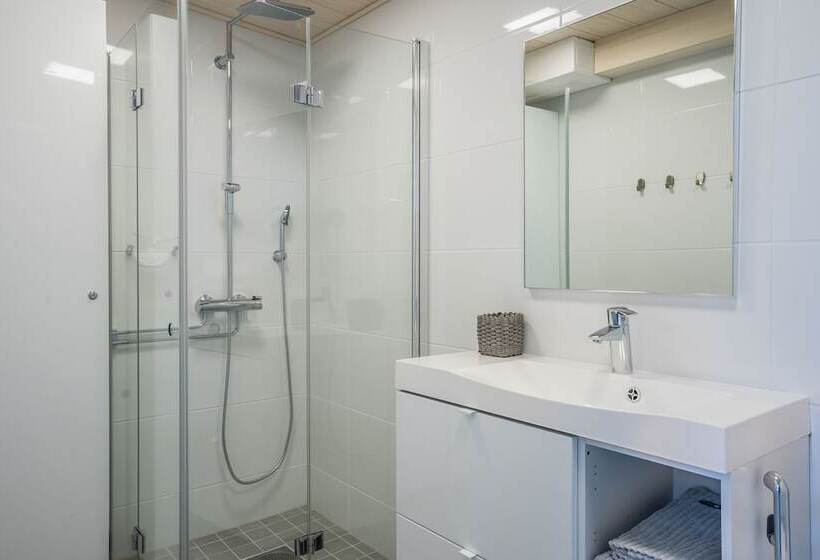 펜션 Iisakki Village