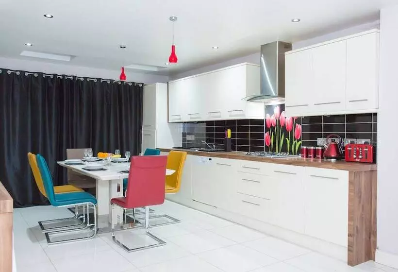 Majatalo Langley Lodge