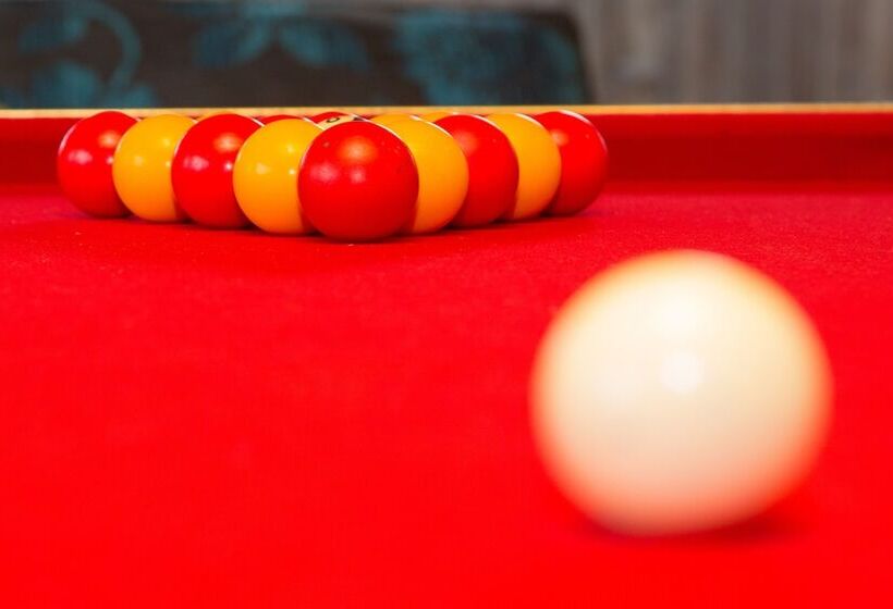 Пансион Langley Lodge