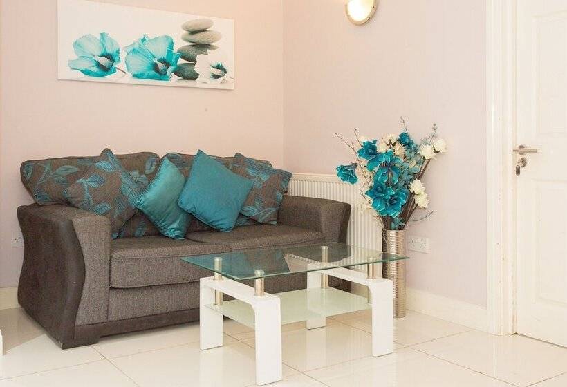 Пансион Langley Lodge