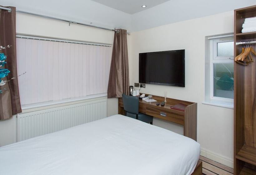 Пансион Langley Lodge