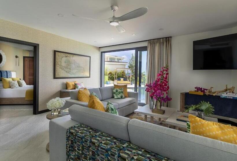 Tamarind Hills Resort & Villas