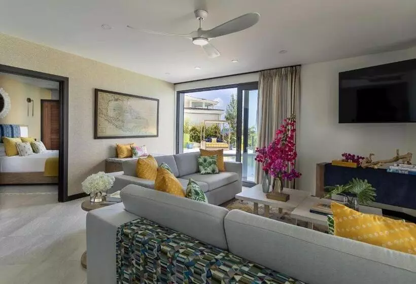 Tamarind Hills Resort & Villas