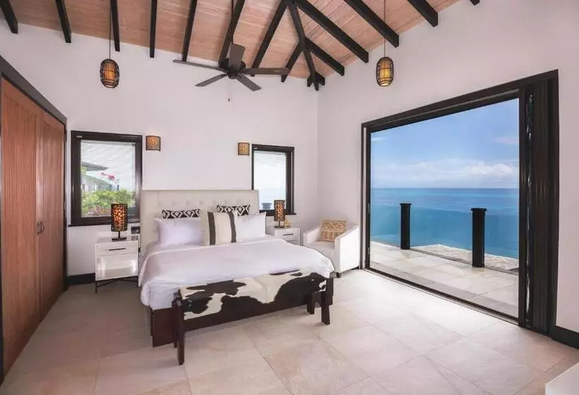 Tamarind Hills Resort & Villas