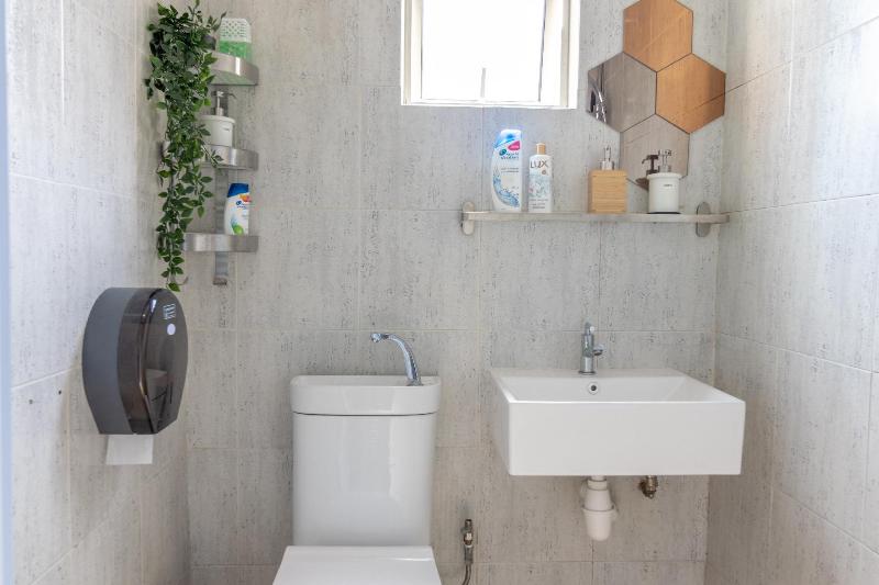 هاستل The11room