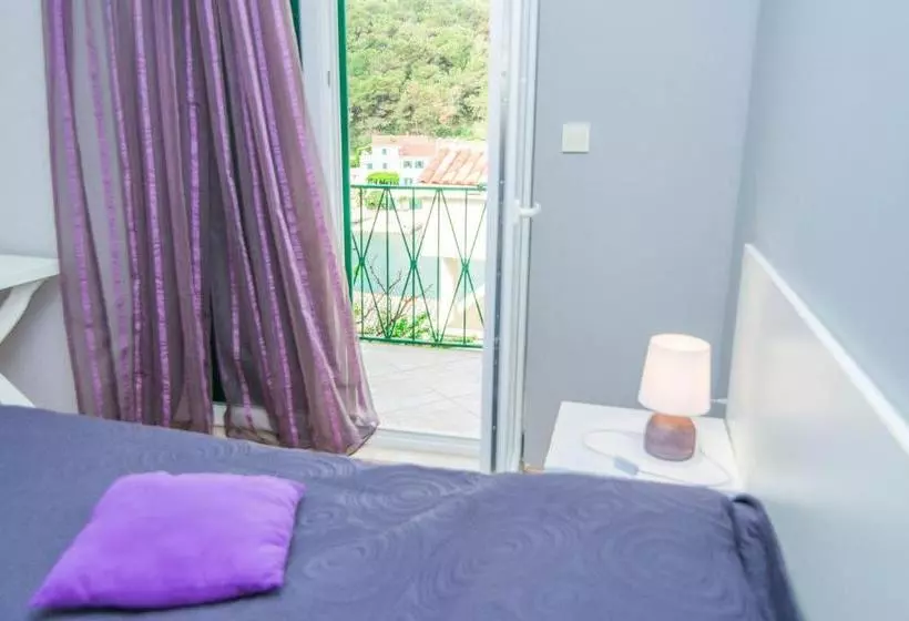 Apartments Ina