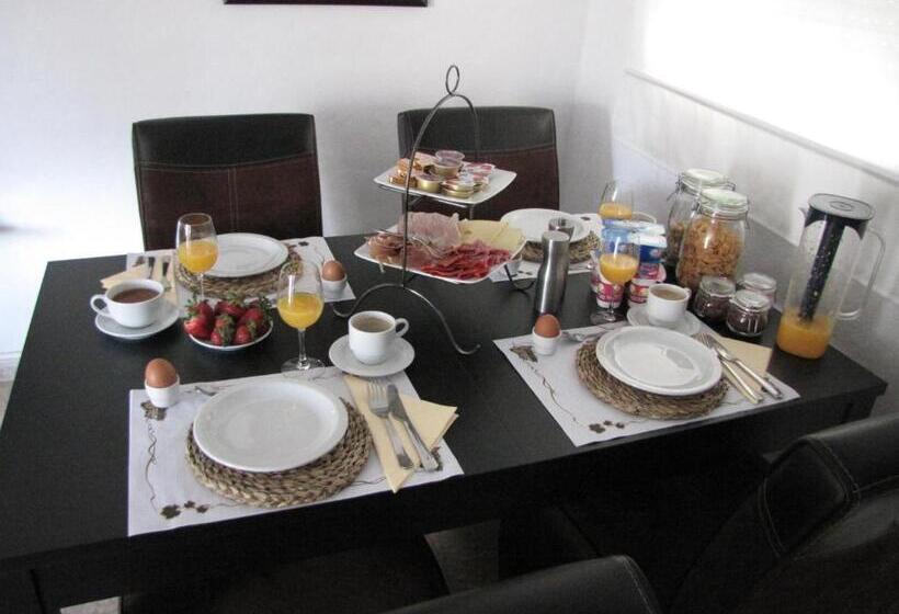 مبيت وإفطار Casa Josa