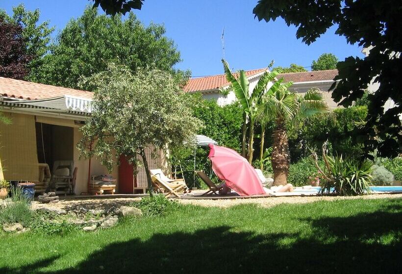 تختخواب و صبحانه Chambres D Hotes Beziers