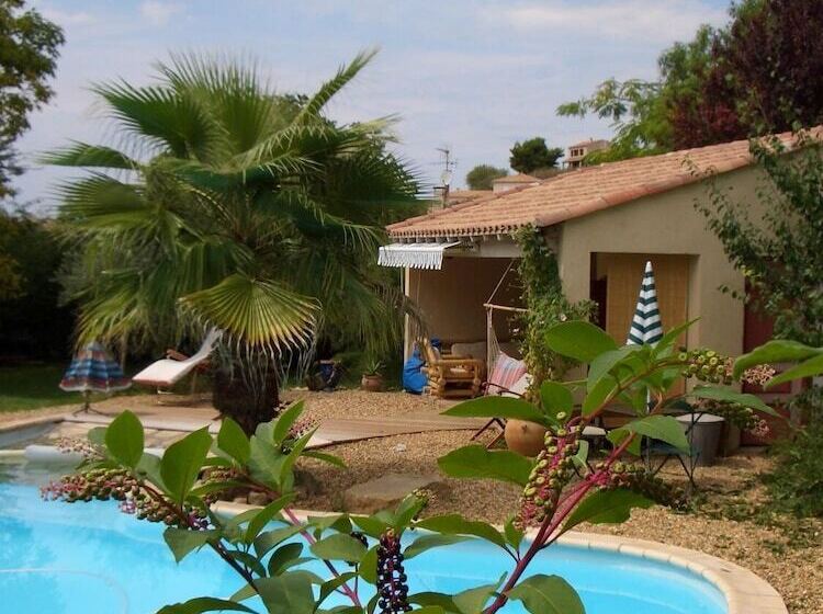 تختخواب و صبحانه Chambres D Hotes Beziers