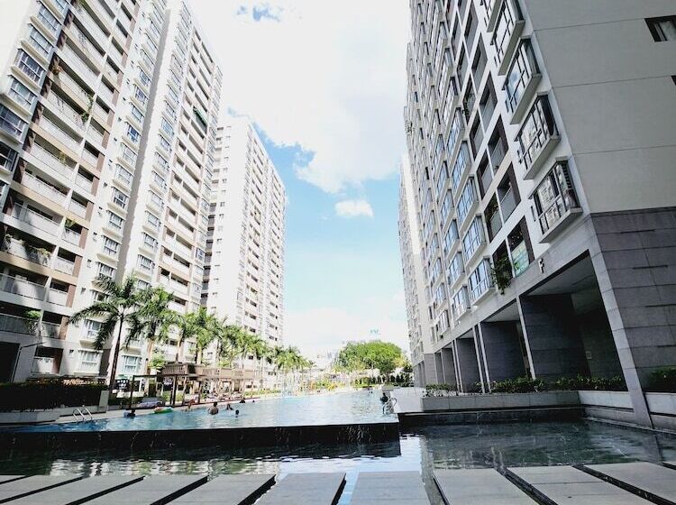 Boutique Scenic Valley