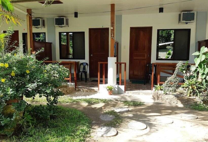 Hidden Garden Pensione