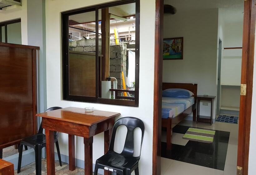 Hidden Garden Pensione