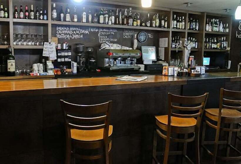 Hostal Y Albergue Haizea Hostel