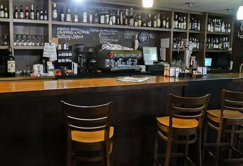 Hostal Y Albergue Haizea   Hostel