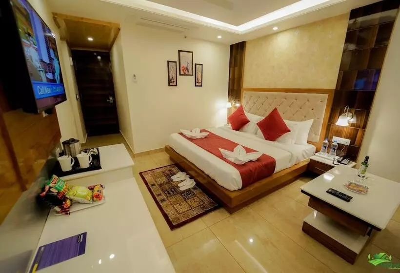 هتل Abhilashi Residency & Spa Manali