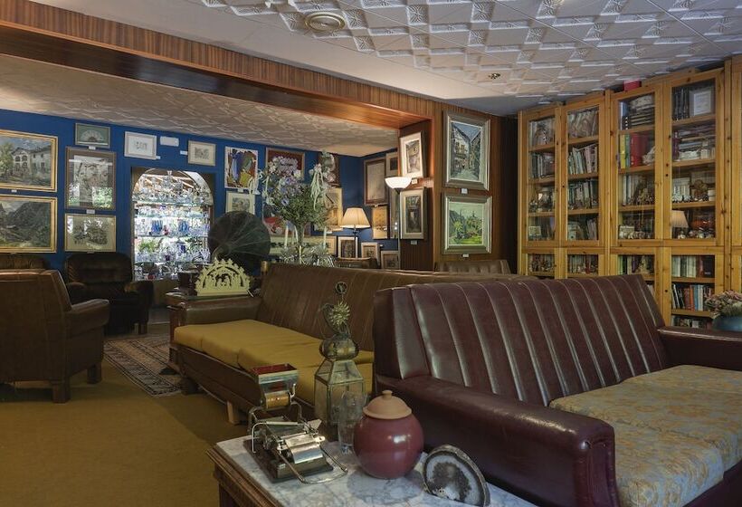 בית מלון כפרי Cardós