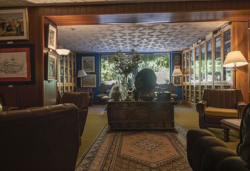 בית מלון כפרי Cardós