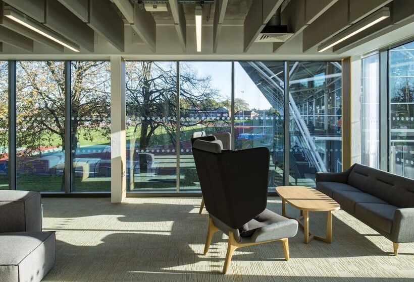 בית מלון כפרי Elite Athlete Centre And