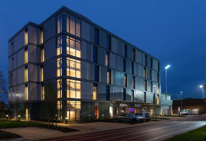 בית מלון כפרי Elite Athlete Centre And