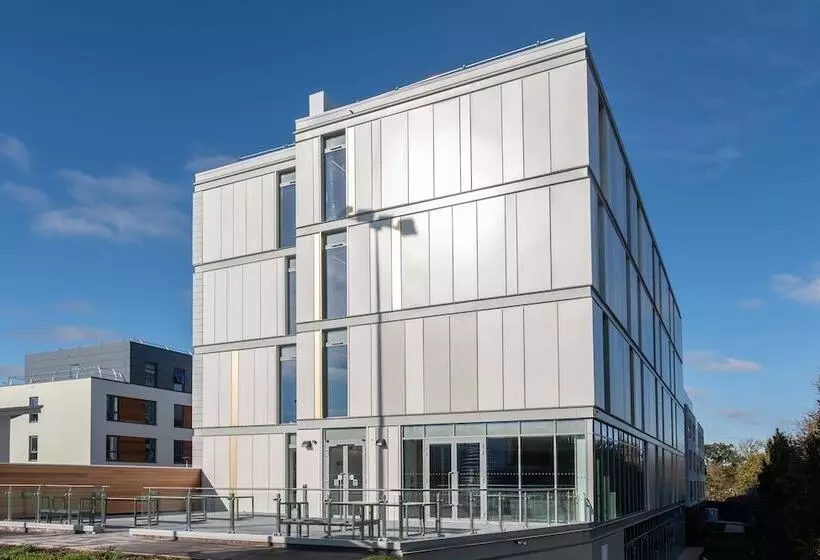 ホテル Elite Athlete Centre And