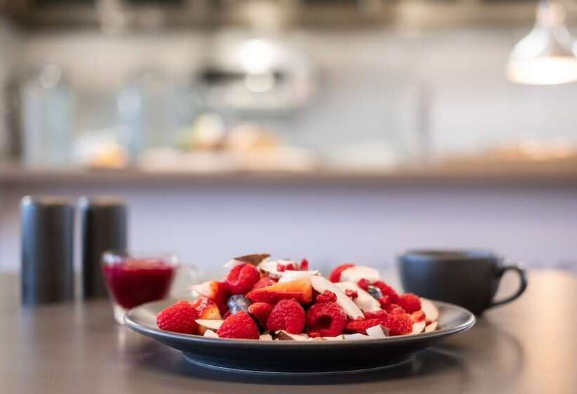 בית מלון כפרי Elite Athlete Centre And