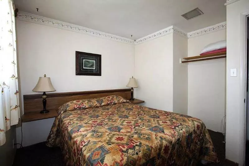 Hotelli Fern Creek Lodge