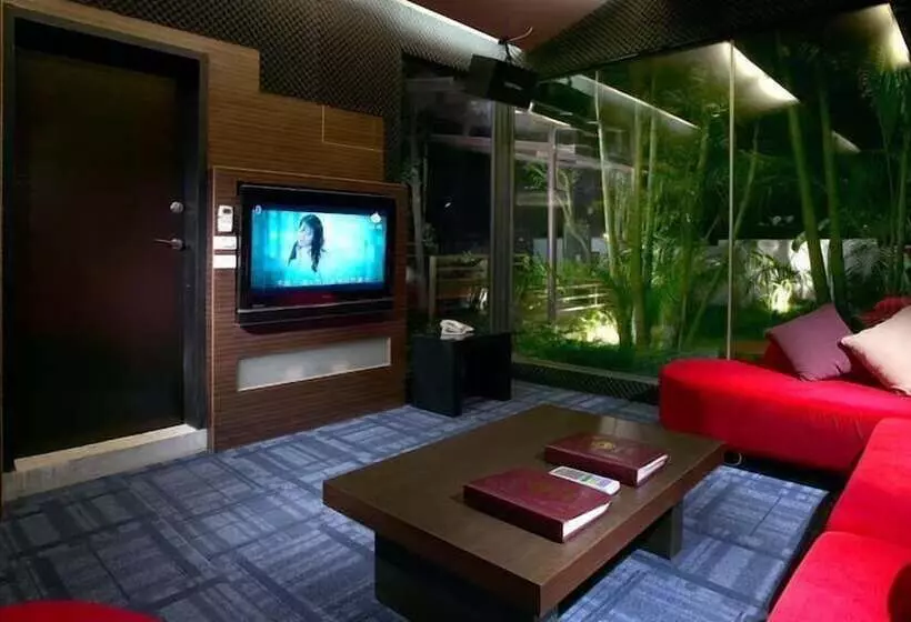 هتل Hofi Villa