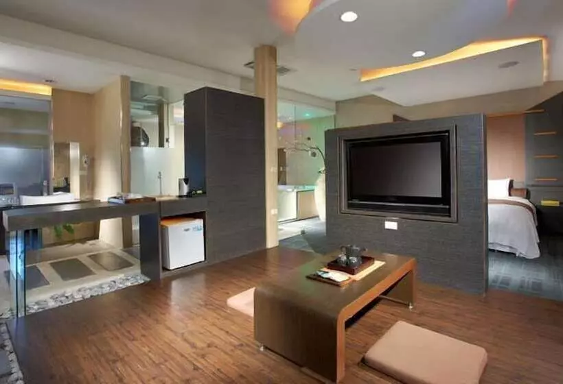 هتل Hofi Villa
