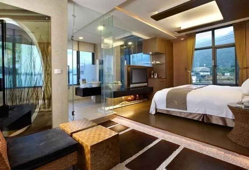 هتل Hofi Villa