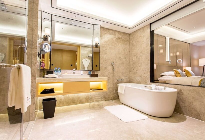 ホテル Howard Johnson By Wyndham Glory Plaza Chenghai