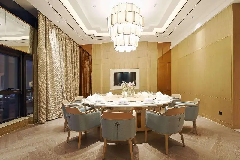 ホテル Howard Johnson By Wyndham Glory Plaza Chenghai