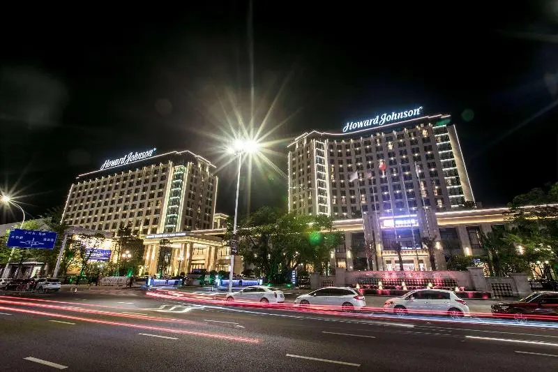 ホテル Howard Johnson By Wyndham Glory Plaza Chenghai