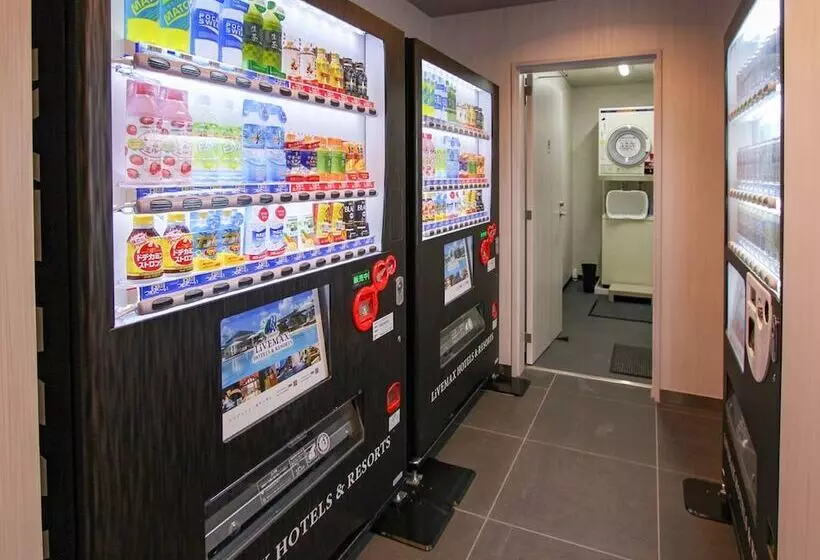 Hotelli Livemax Premium Himejieki Minami