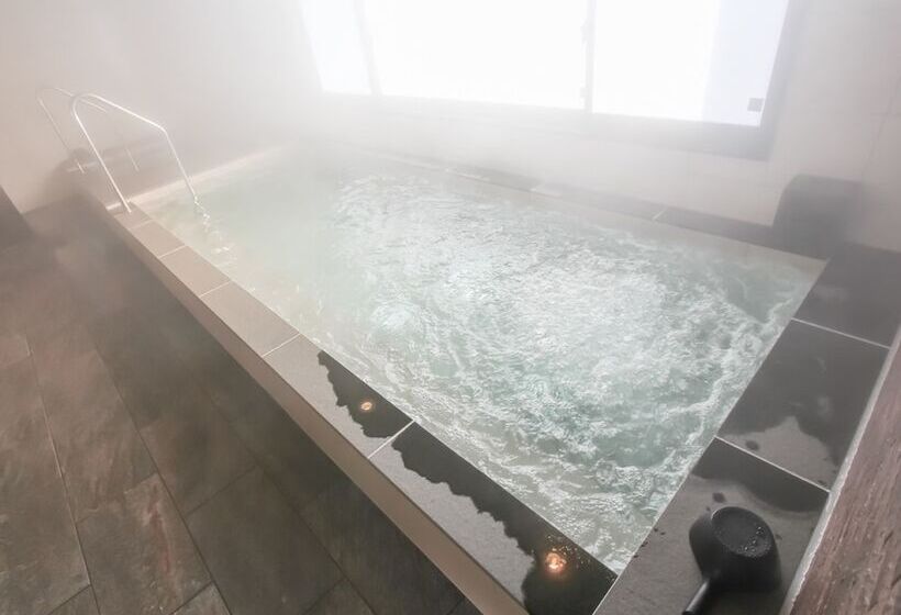 Hotel Livemax Premium Himejieki Minami