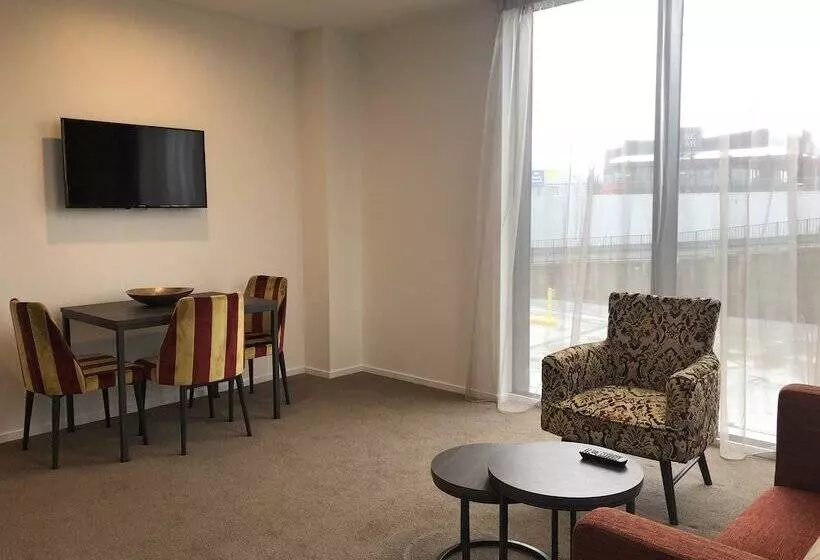 Hotelli Ramada Suites By Wyndham Auckland Manukau Pacfic Centre