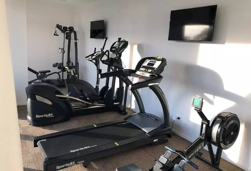 Hotelli Ramada Suites By Wyndham Auckland Manukau Pacfic Centre