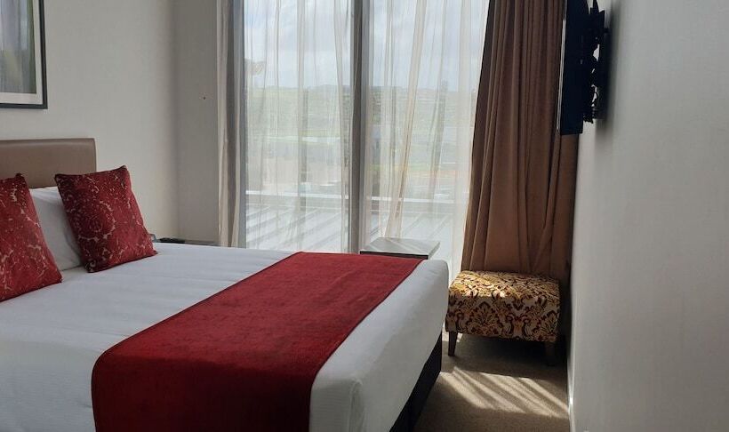 Hotel Ramada Suites By Wyndham Auckland Manukau Pacfic Centre