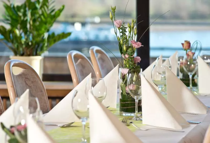 Hotelli Restaurant Wacht Am Rhein