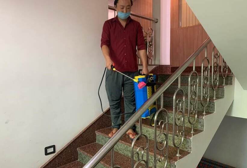 בית מלון כפרי The Royal Heritage