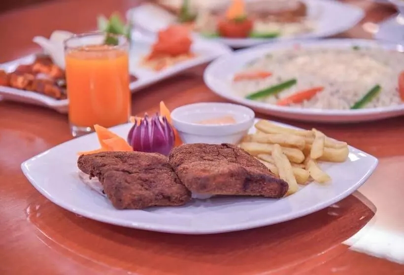 ホテル The Royal Heritage