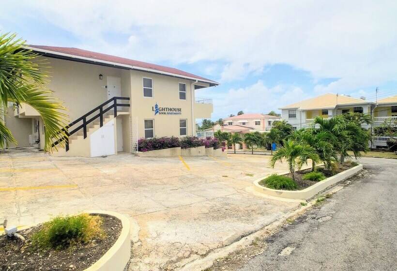 Lighthouse Look Apartments