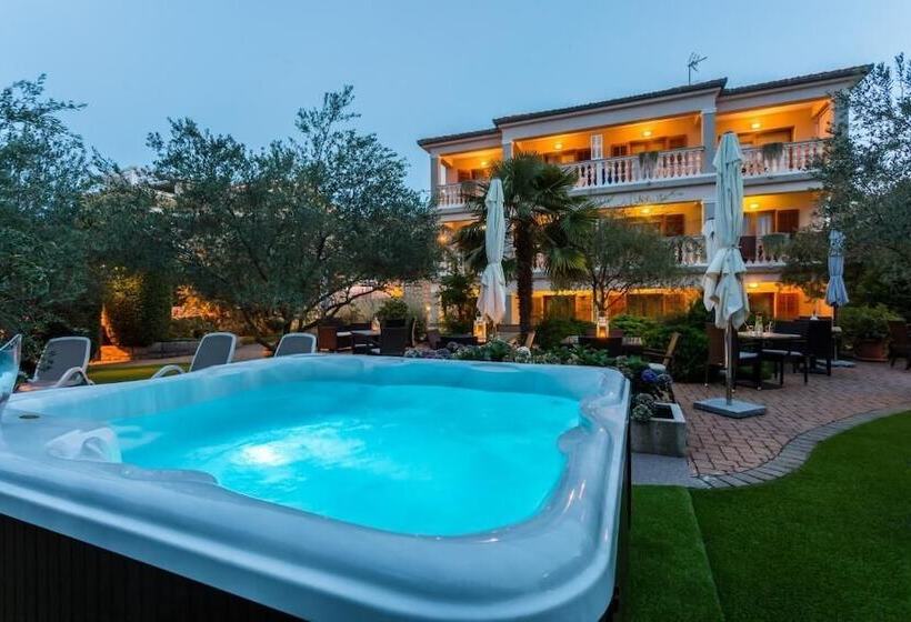 پانسیون Villa Milcetic