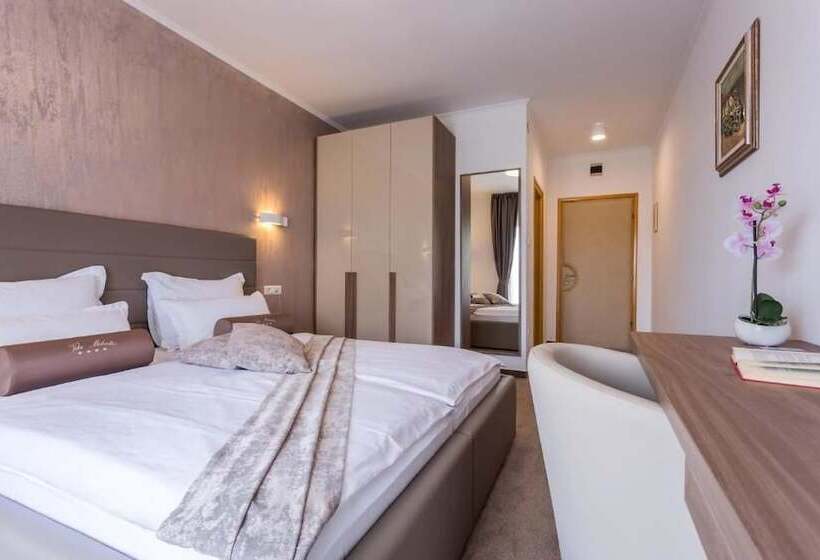 پانسیون Villa Milcetic