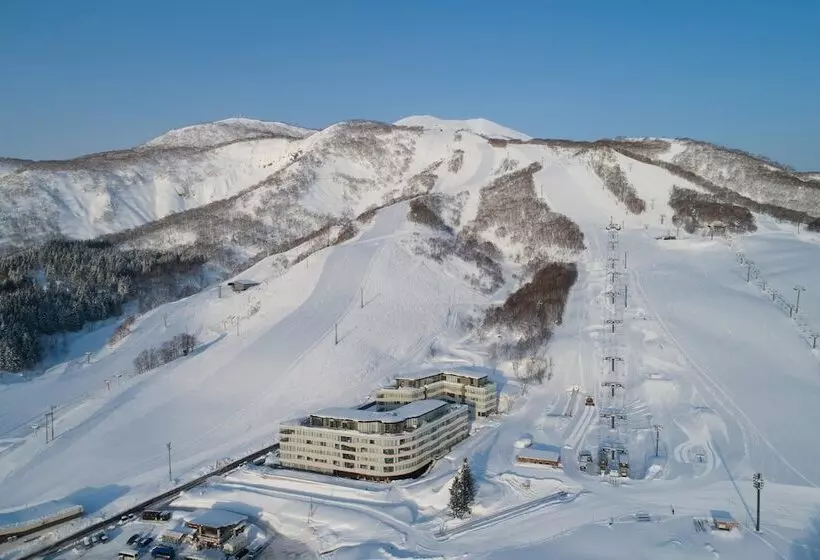 Skye Niseko