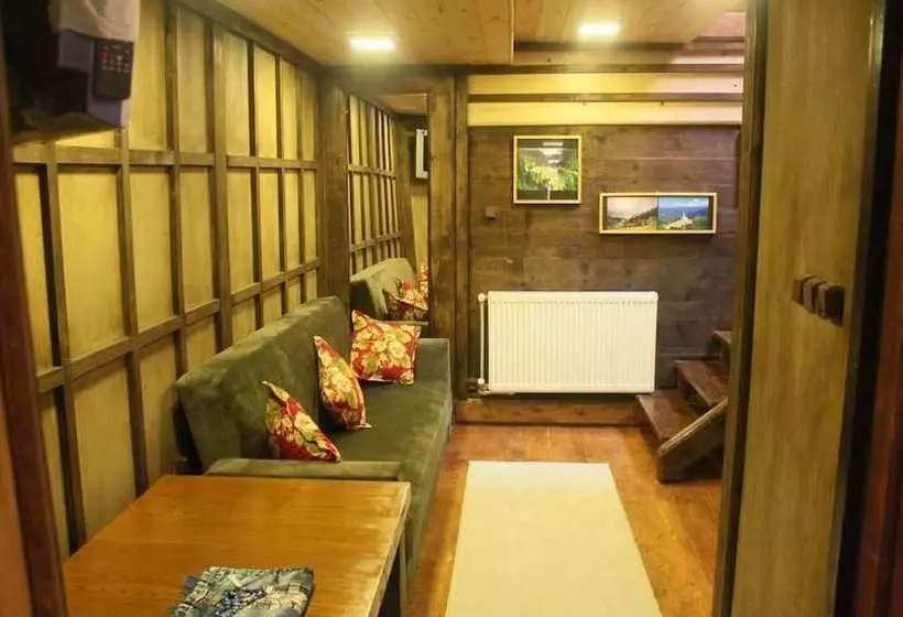 Sura Suites