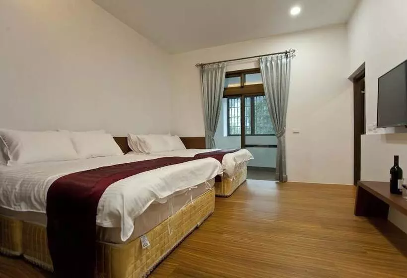 تختخواب و صبحانه Sin Ging Hong Resort