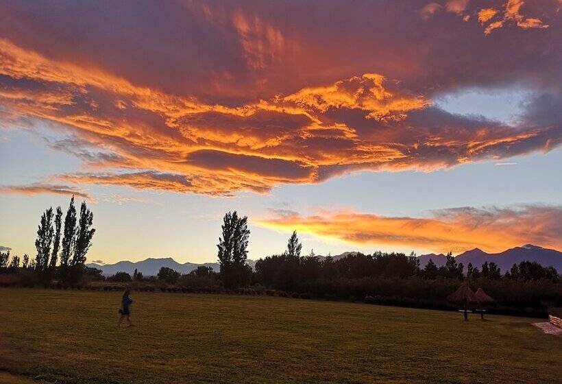 Complejo Río Los Patos Cabañas Y Hostel