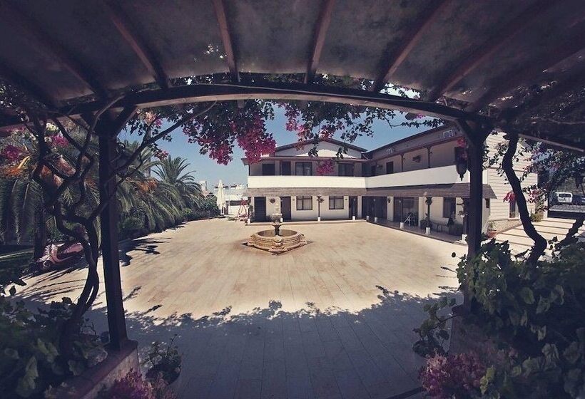 בית מלון כפרי Palm Beach Arsuz