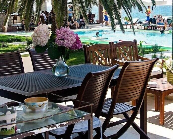 בית מלון כפרי Palm Beach Arsuz